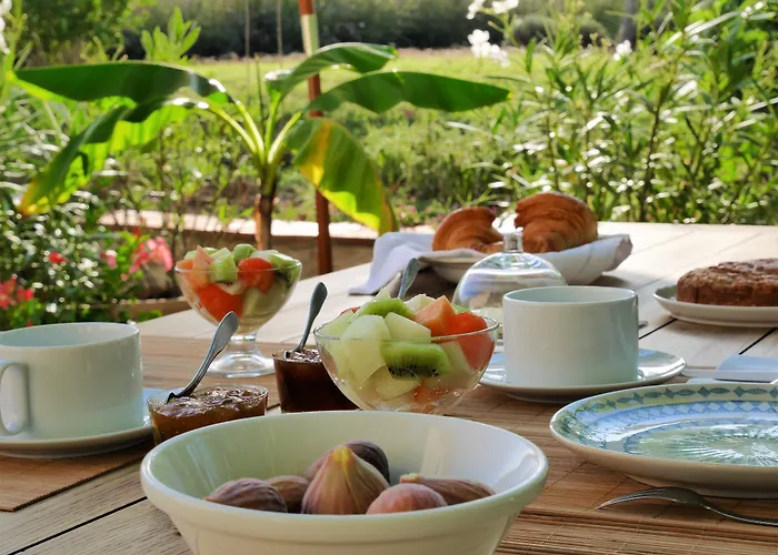 Alojamento de Acomodação e Pequeno-almoço La Bastide 3*